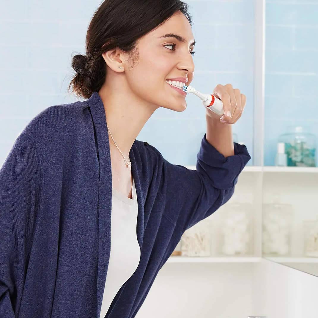 مسواک برقی اورال بی Oral-B مدل Smart 5000 Cross Action 5 مسواک برقی اورال بی Oral-B مدل Smart 5000 Cross Action