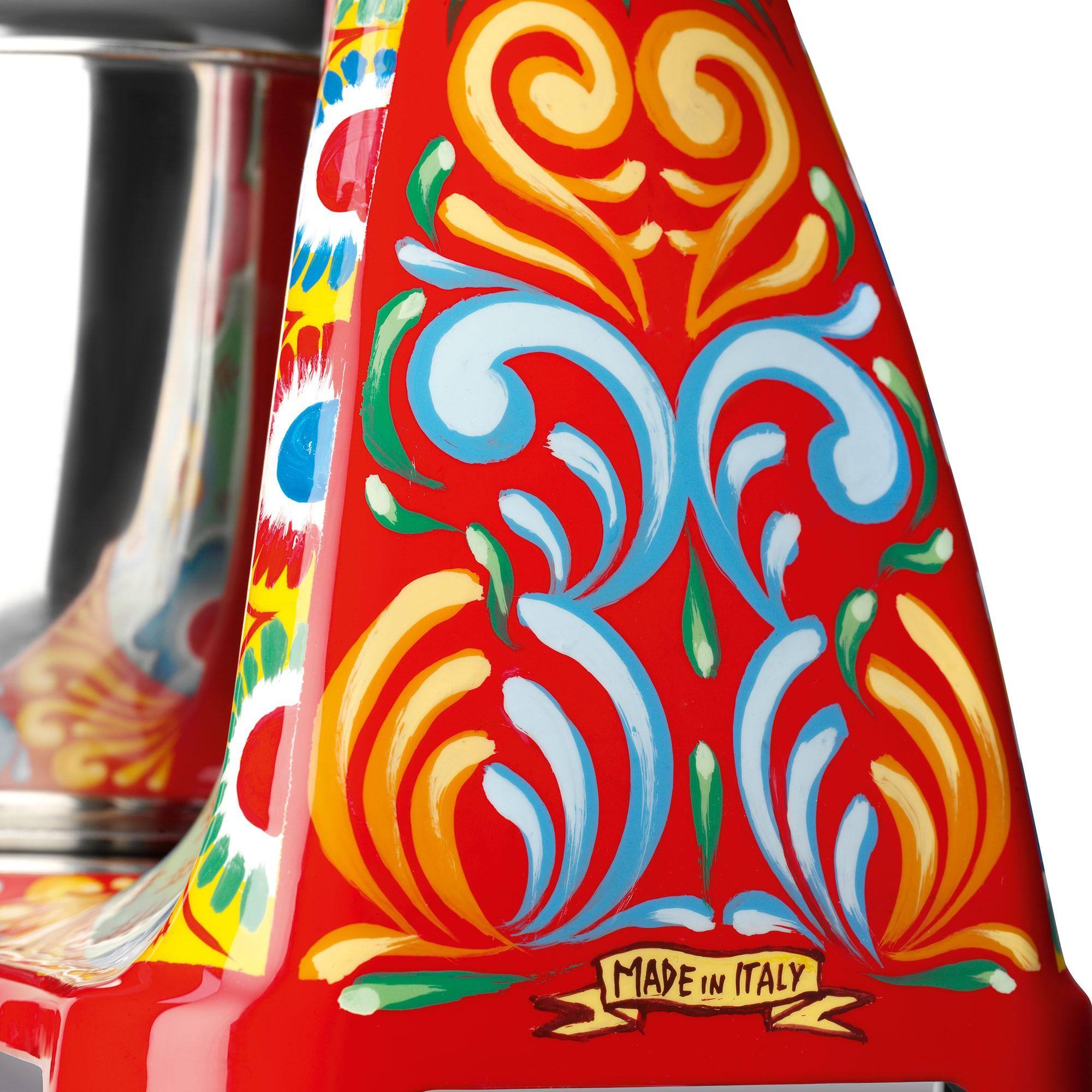 همزن کاسهدار اسمگ SMEG طرح دولچه-گابانا Dolce & Gabbana مدل SMF03DGEU 2 همزن کاسهدار اسمگ SMEG طرح دولچه-گابانا Dolce & Gabbana مدل SMF03DGEU