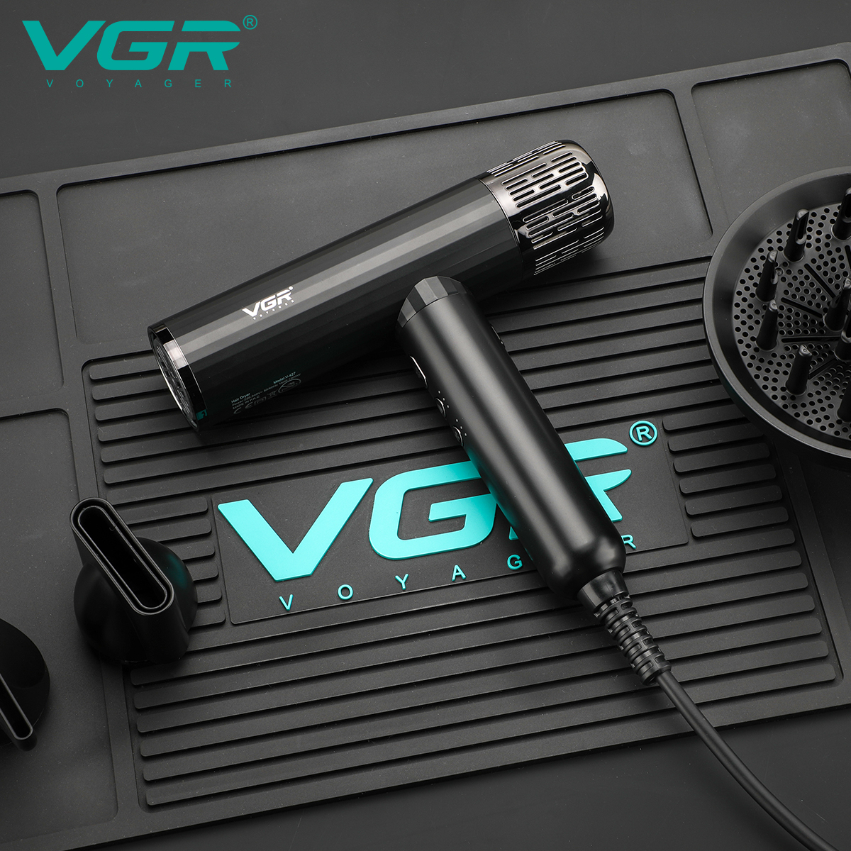 سشوار حرفه ای وی جی آر VGR مدل V-427 2 سشوار حرفه ای وی جی آر VGR مدل V-427