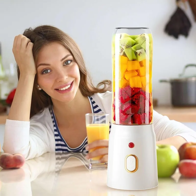 شیکر شارژی و اسموتی ساز Fruit Juicer مدل BDL004 6 شیکر شارژی و اسموتی ساز Fruit Juicer مدل BDL004